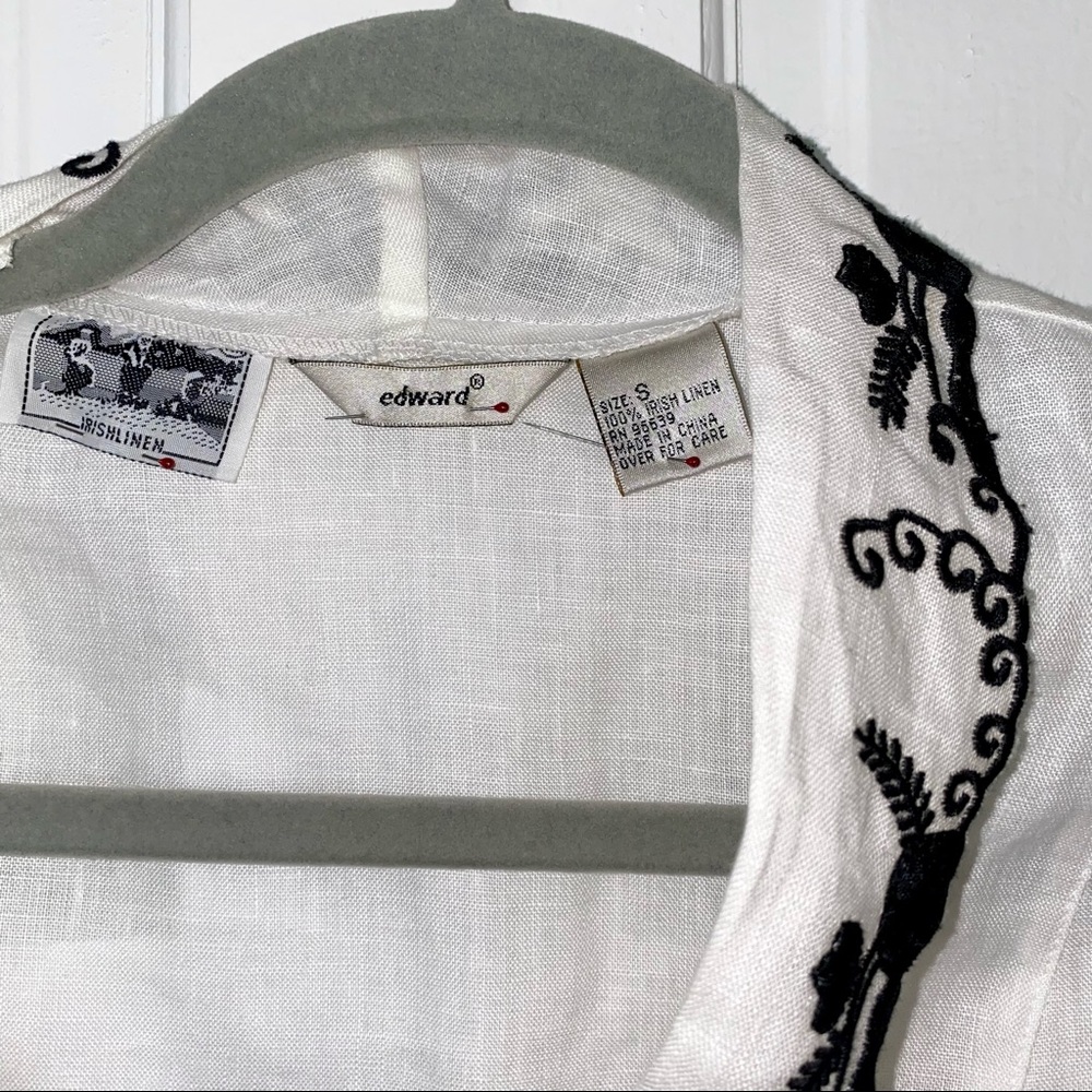 Edward Irish Linen white 3/4 sleeve with black embroidery - Picture 7 of 7